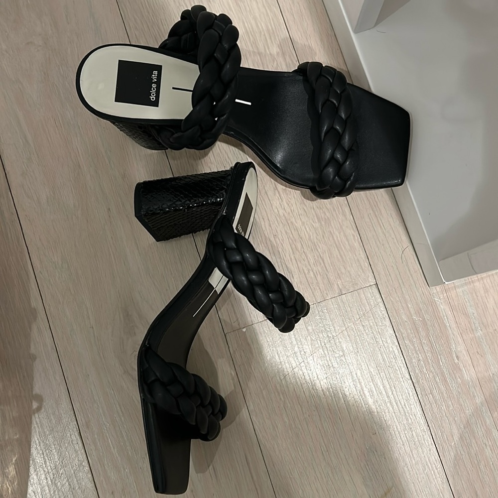 Dolce vita perfect condition size 7 black